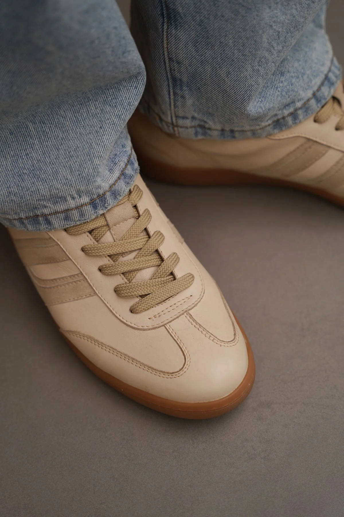 STREET LEATHER SNEAKERS